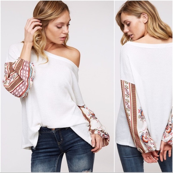 Ivory Detail Sleeve Waffle Knit Tunic - Picture 2 of 5